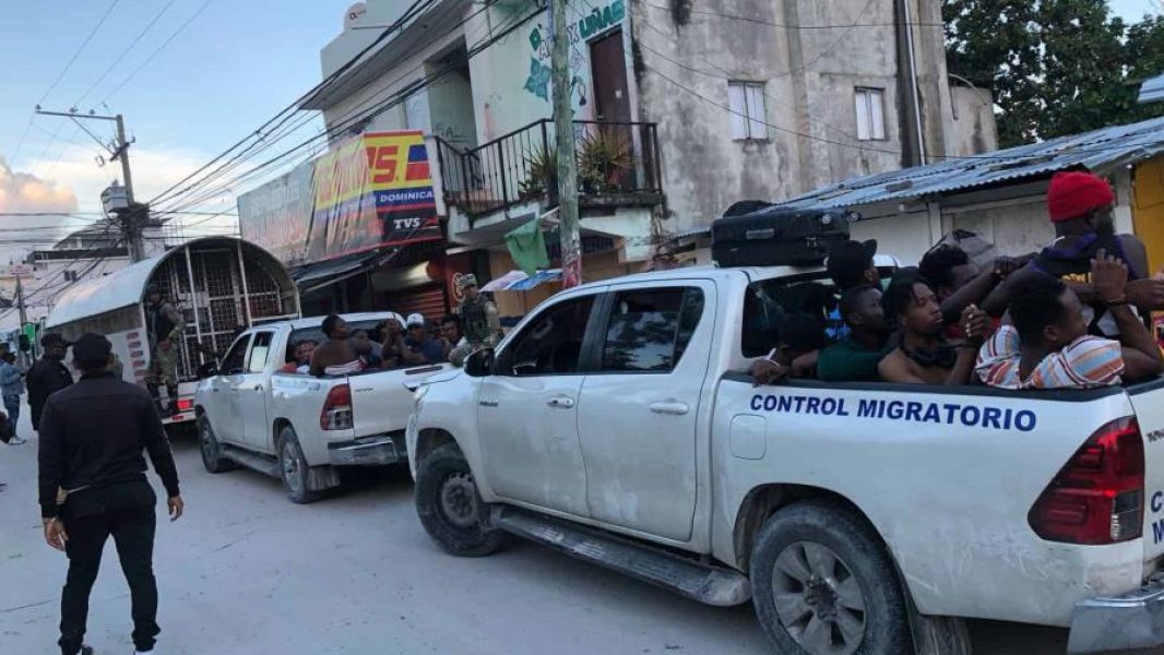 deportacion-de-haitianos2-be66984e-focus-0-0-896-504