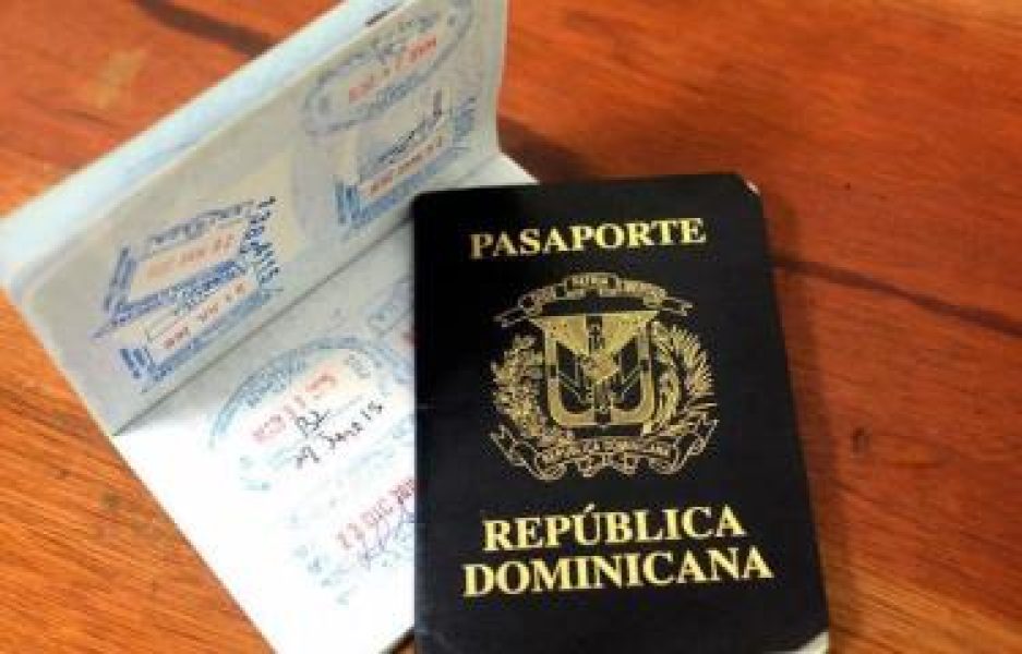 pasaporte-rd-718b9ba3-focus-0-0-375-240